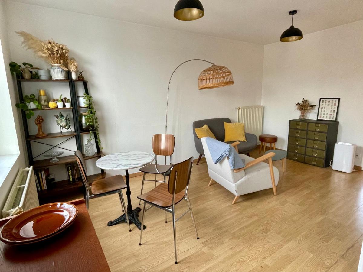 35m2 à la Madeleine: Salon, Cuisine & sdb privés