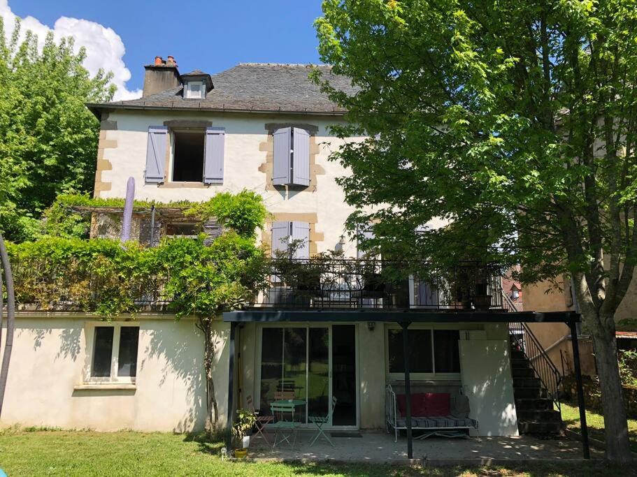 Agréable maison de village avec jardin.