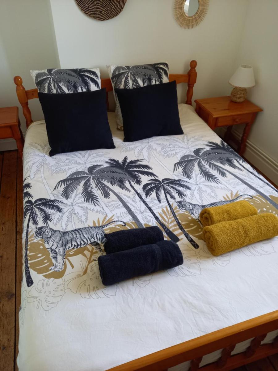 Appartement 3 ème étage avec piscine partagée