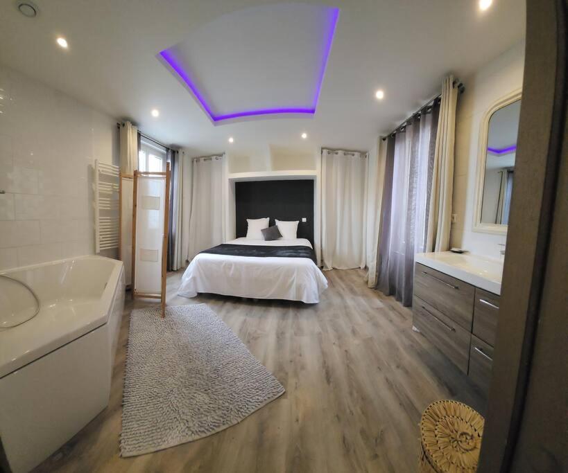Appartement avec baignoire - Hautvillers