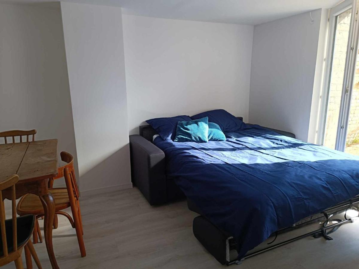 Beau studio à 2mn de la mer et avec jardin