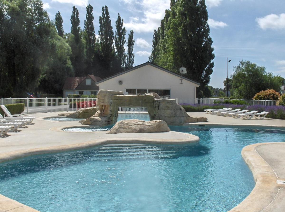 Camping Du Port De Plaisance