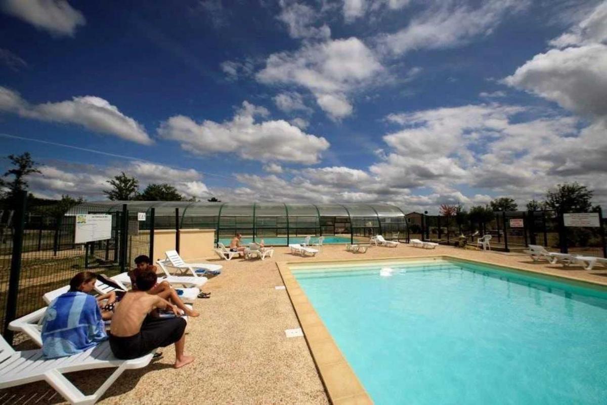 Chalet 3 étoiles - Piscine - eebbhf