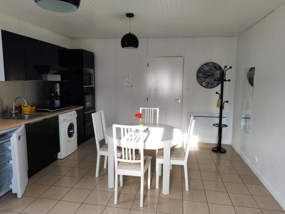 Chalet 38 m2, au calme reposant, près du puy /fou