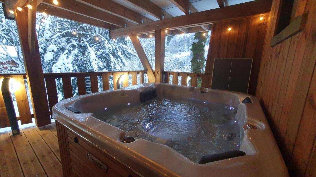 CHALET LE DAHU "jacuzzi"