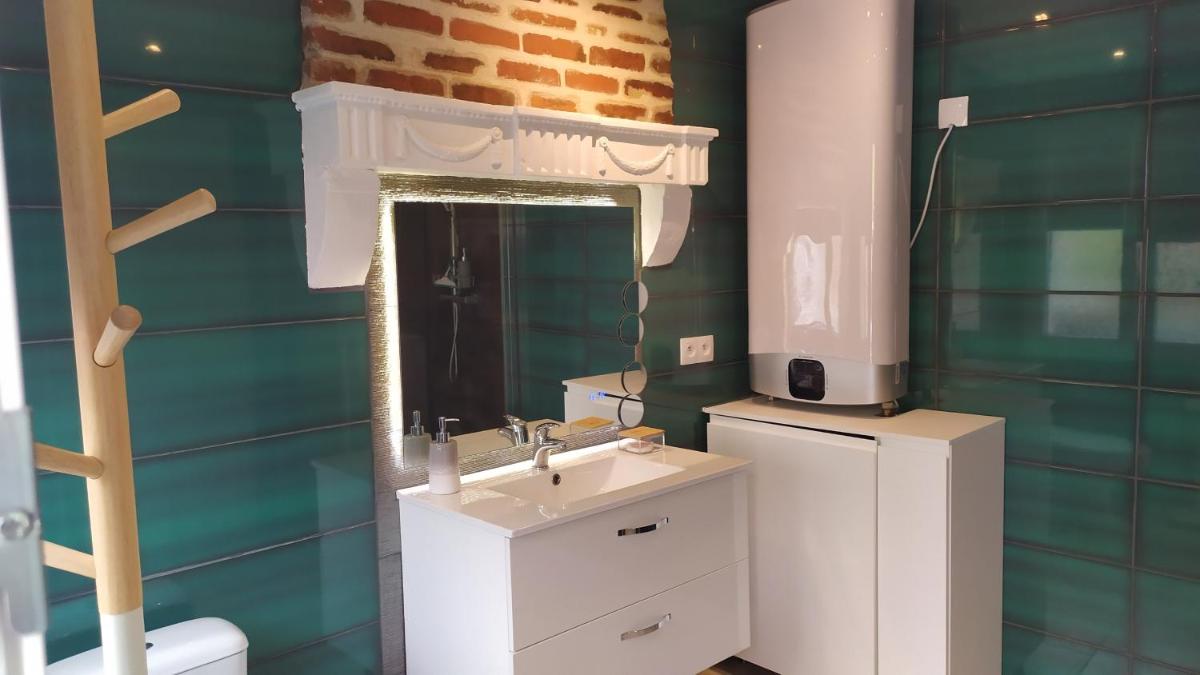 Chambre dans colombier à 10 mn de Vichy