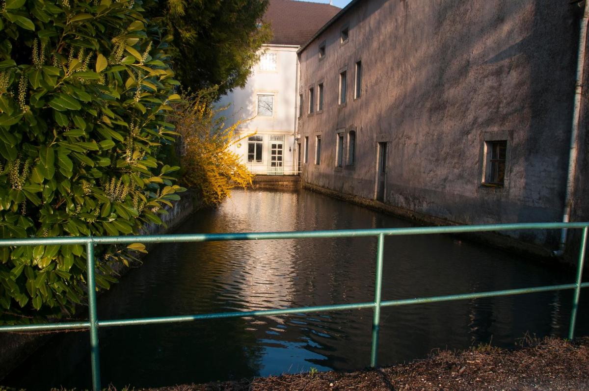 chambre indépendante dans le moulin