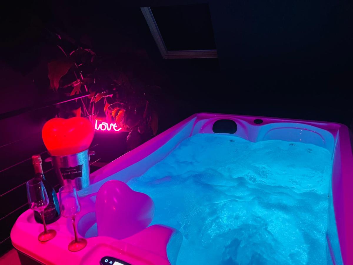Chambre Noire