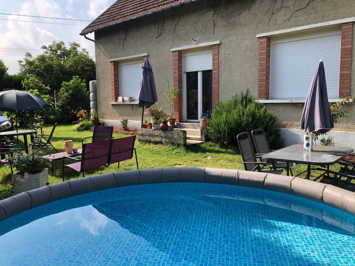 Chambre privée à la campagne salle de bain et wc privés