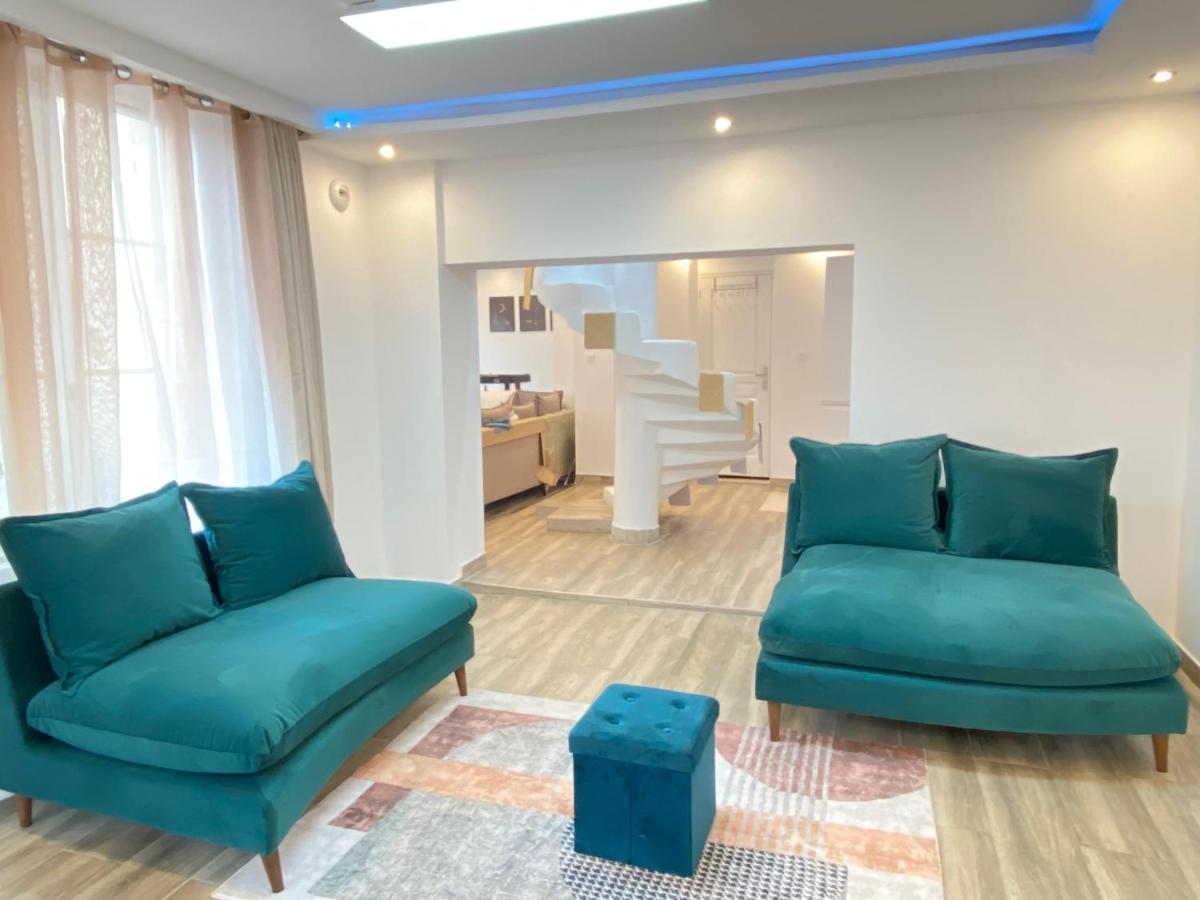 Chambre spacieuse élégante