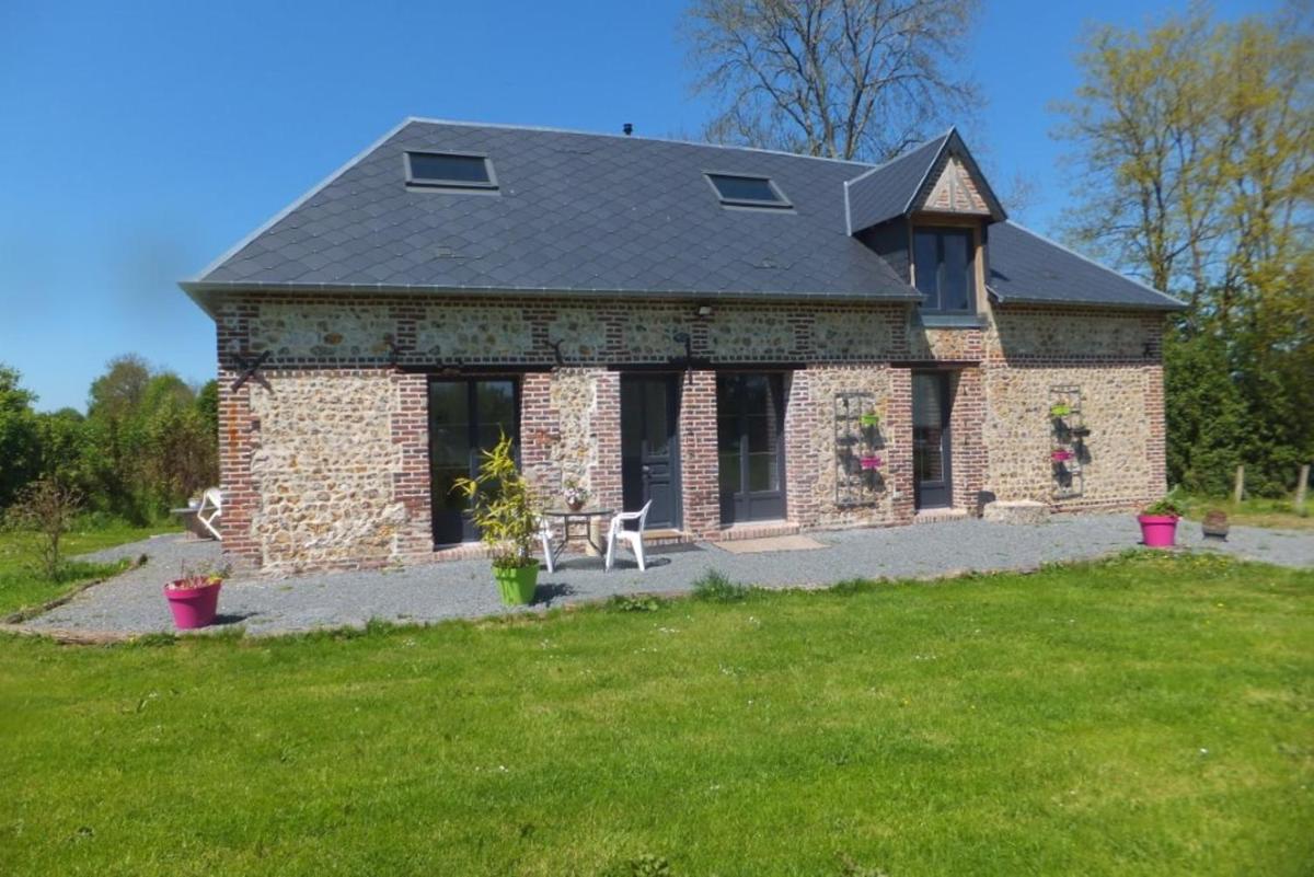Charmante Maison a Fort Moville avec Terrasse Privee