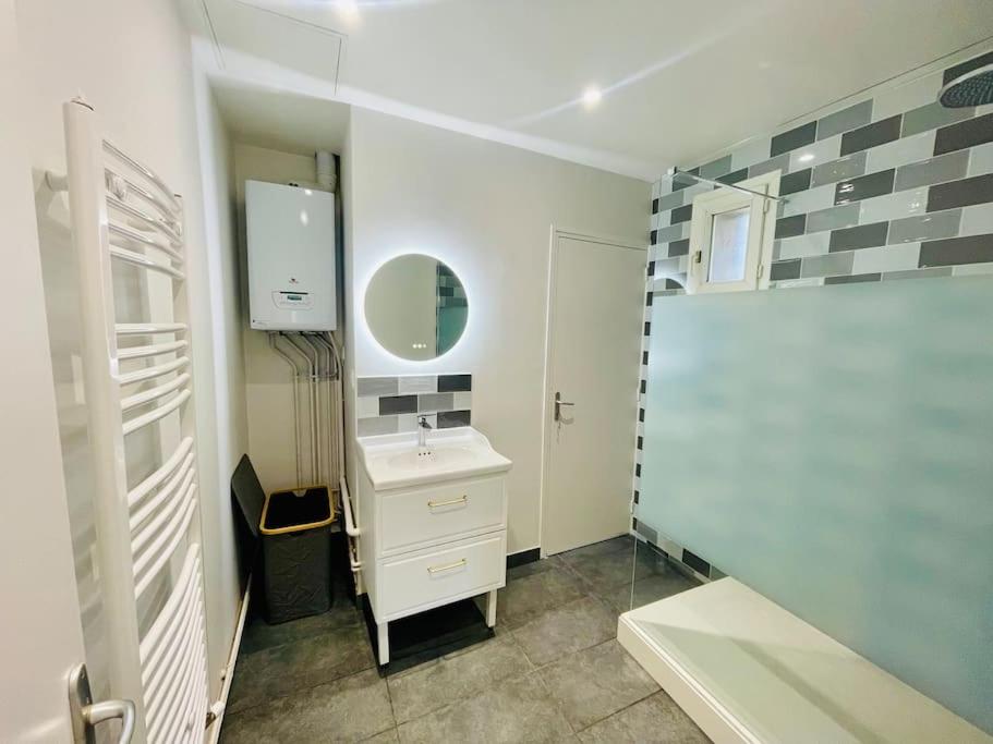Charming flat ideal location, 2 bedroom 5 pers max