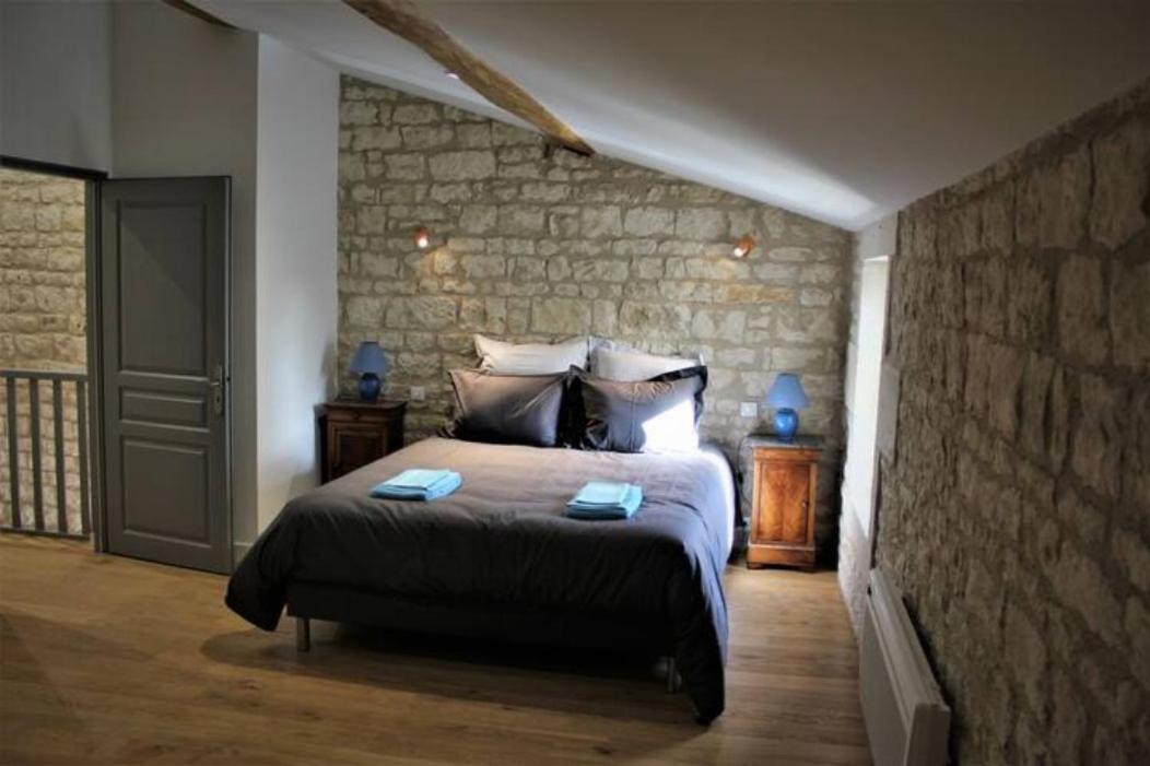 Château des Loups - Les Cèdres Bleus