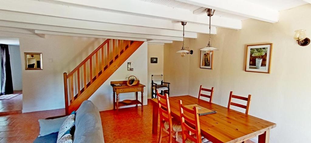 Cottage l'Atelier, piscine, terrain de loisirs