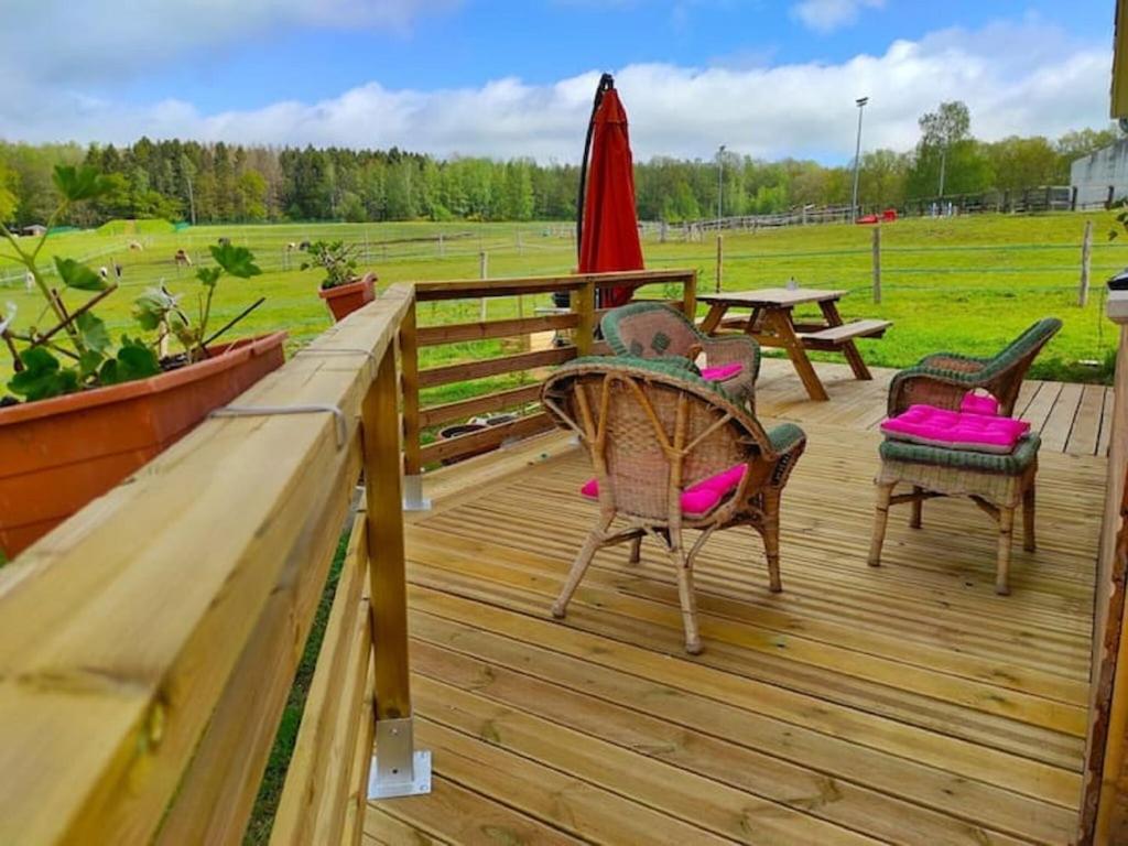 Cozy holiday home in Givonne