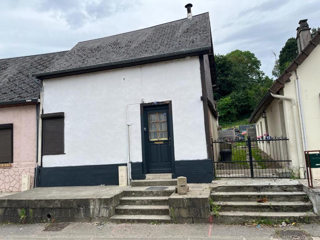 DUPLEX REFAIT NEUF à MONCHAUX SORENG