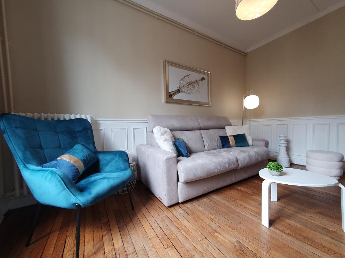 ÉLÉGANT APPARTEMENT AU CŒUR de REIMS