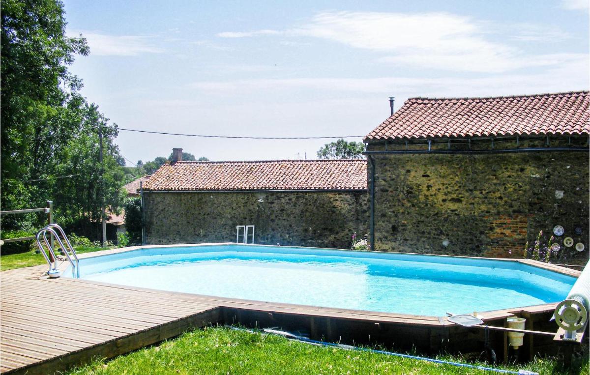 Gorgeous Home In Scillé With Wifi