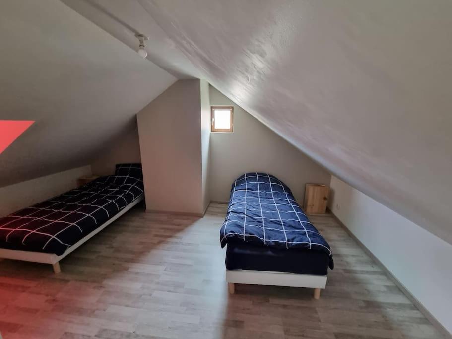 Jaures F3 duplex 2 chambres wifi