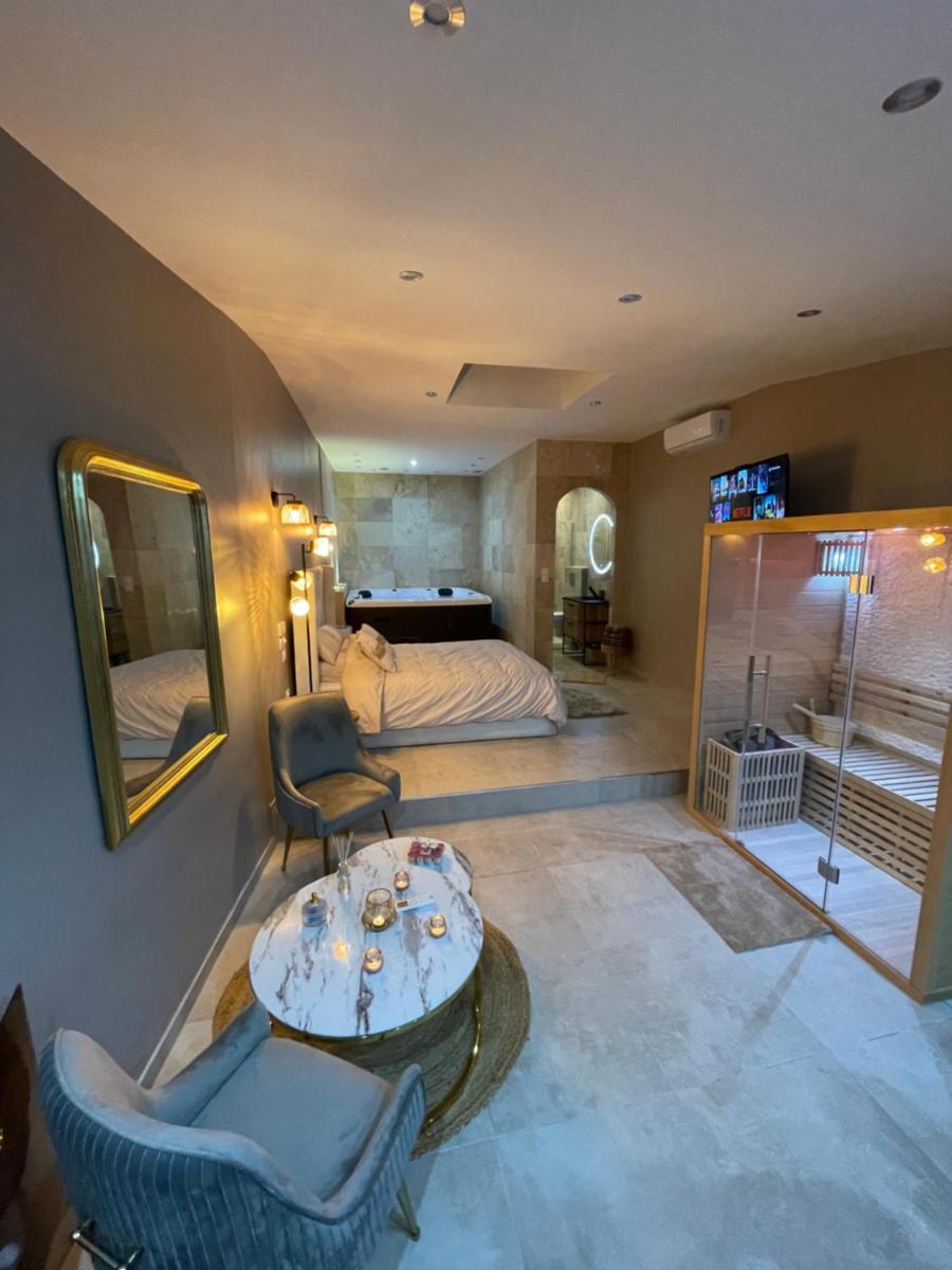 La nuit de rêve Suite privative Jaccuzi Sauna Suite 2