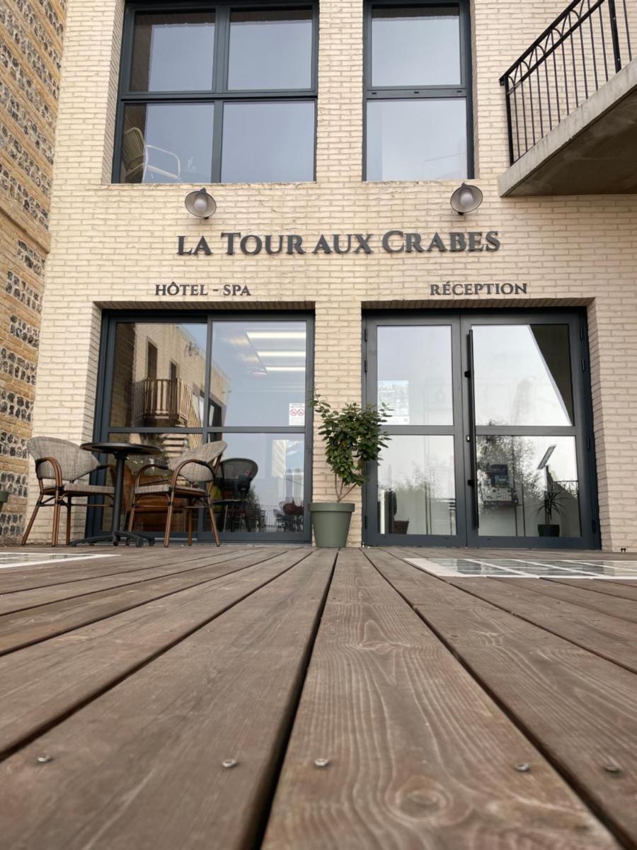 LA TOUR AUX CRABES près de la plage