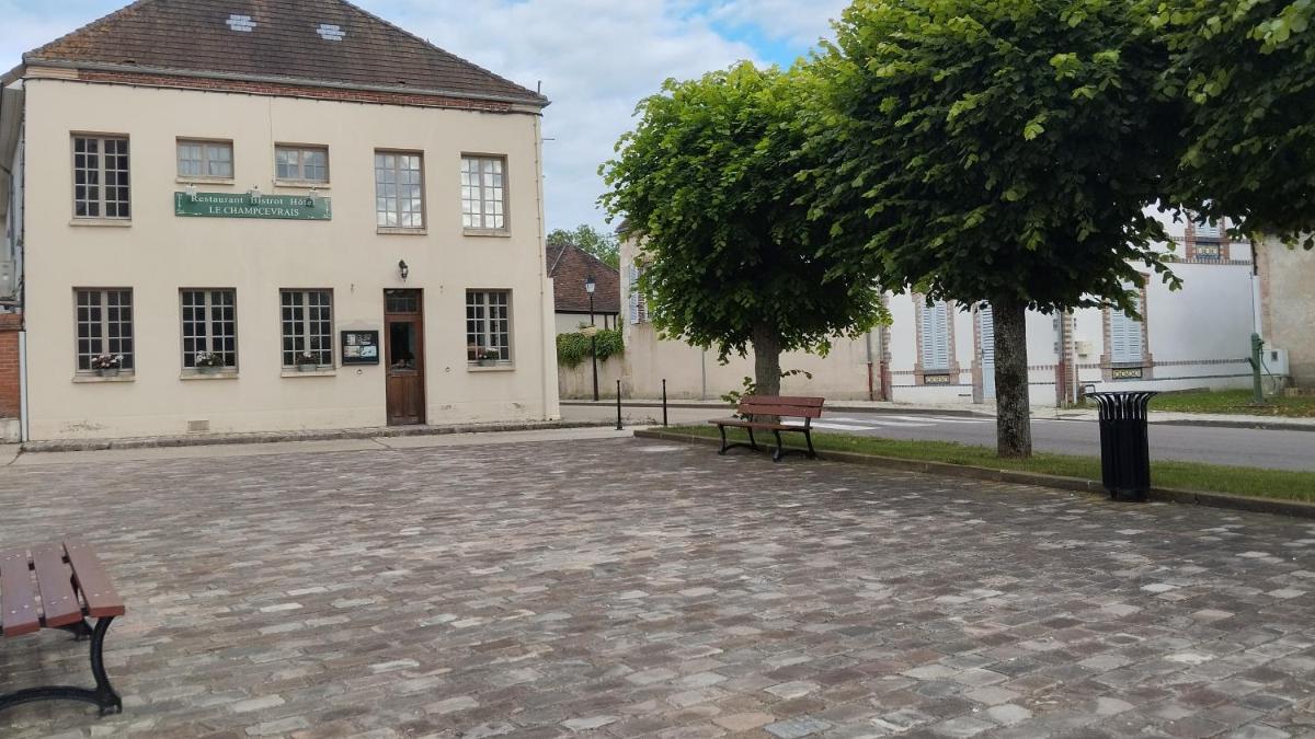 Le Champcevrais