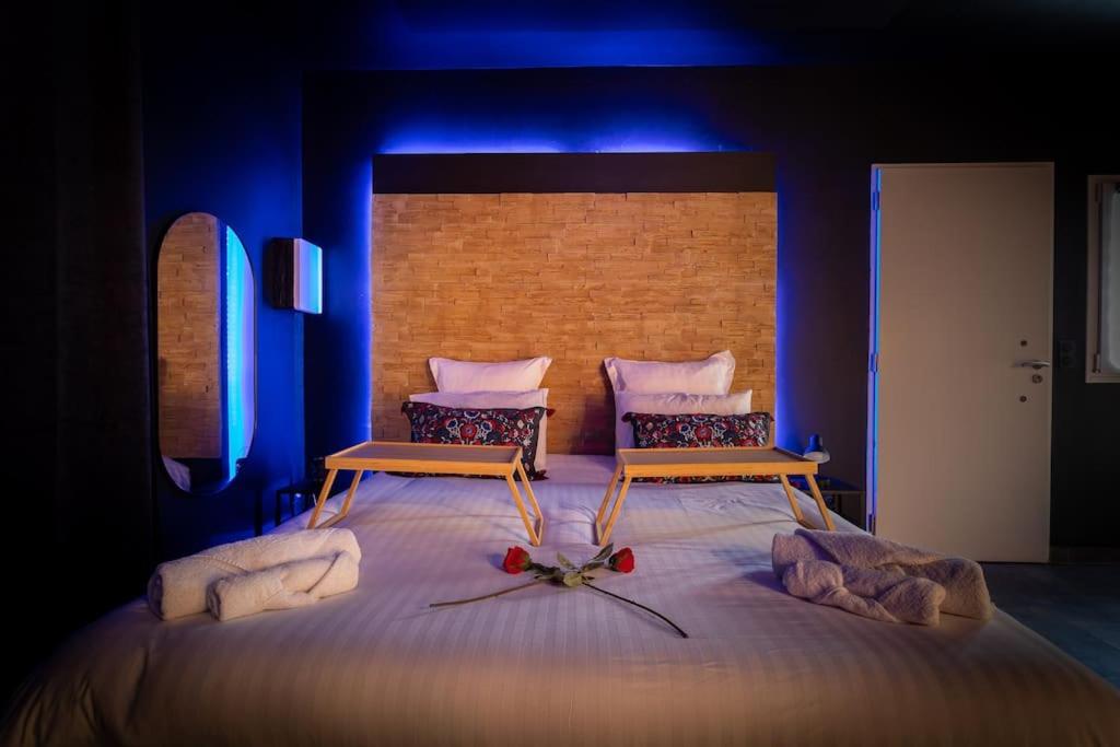 Le Pont des Amoureux Jacuzzi Wifi