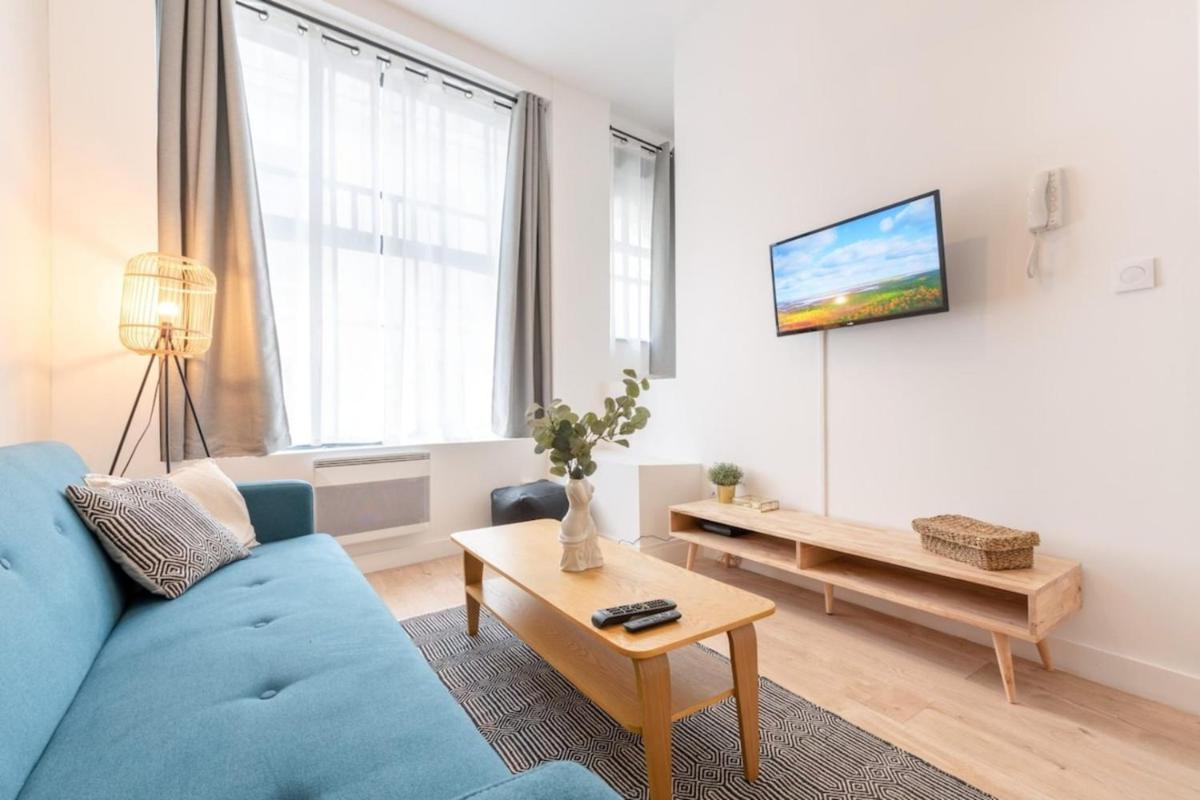Lille centre - Nice flat with terrace!