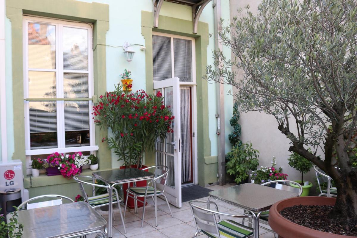 Logis-Hôtel des Oliviers