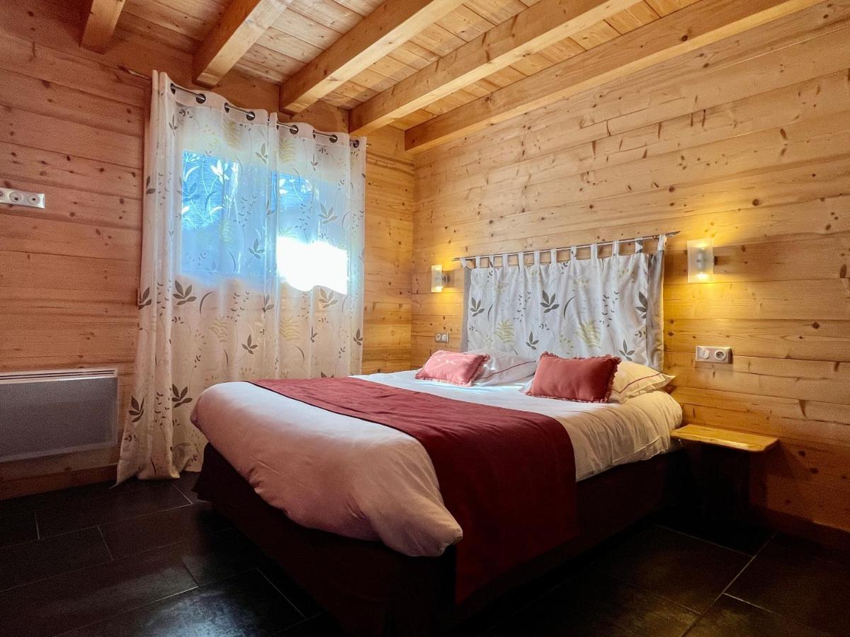 Logis Hôtel et Chalets Les Chatelminés