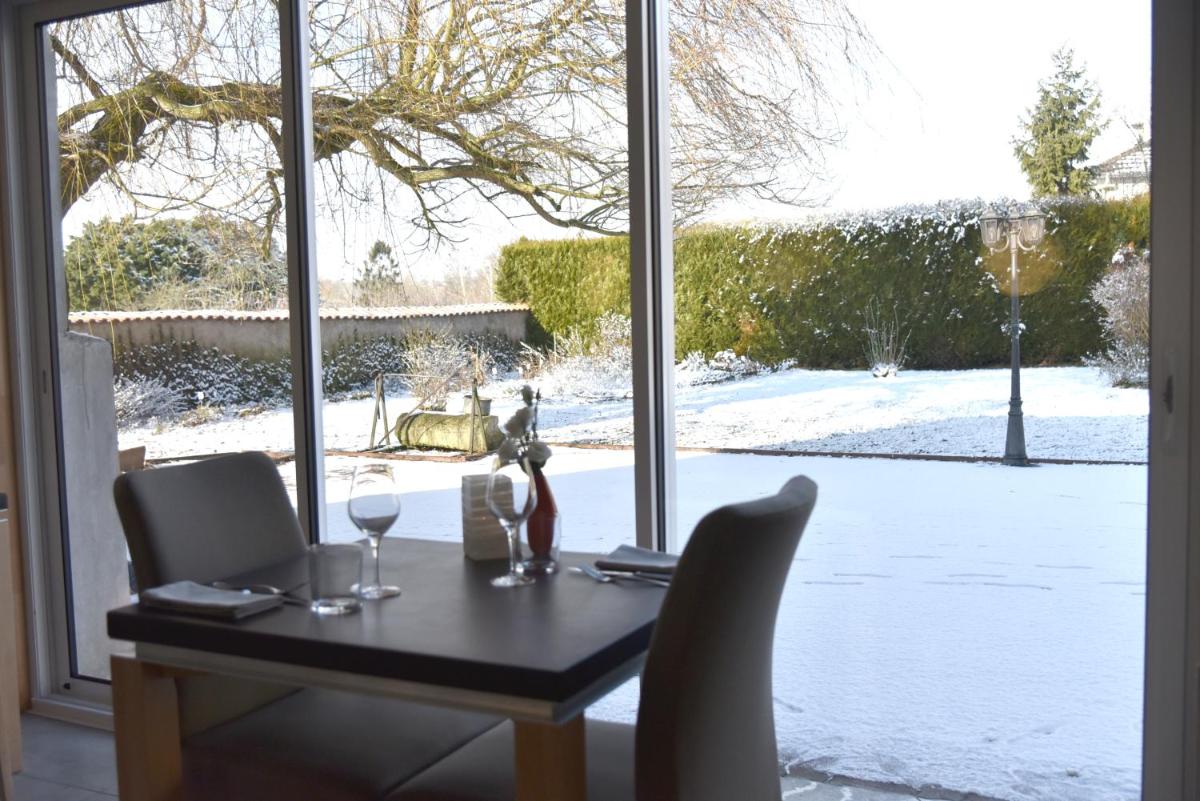 Logis Restaurant & Hôtel À la 12