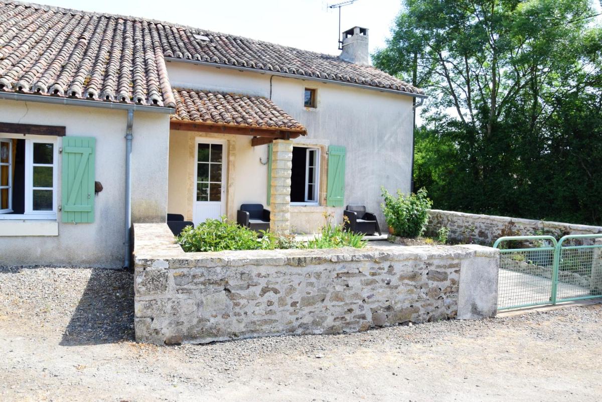 Maison charismatique a Saint Germier avec jardin cloture