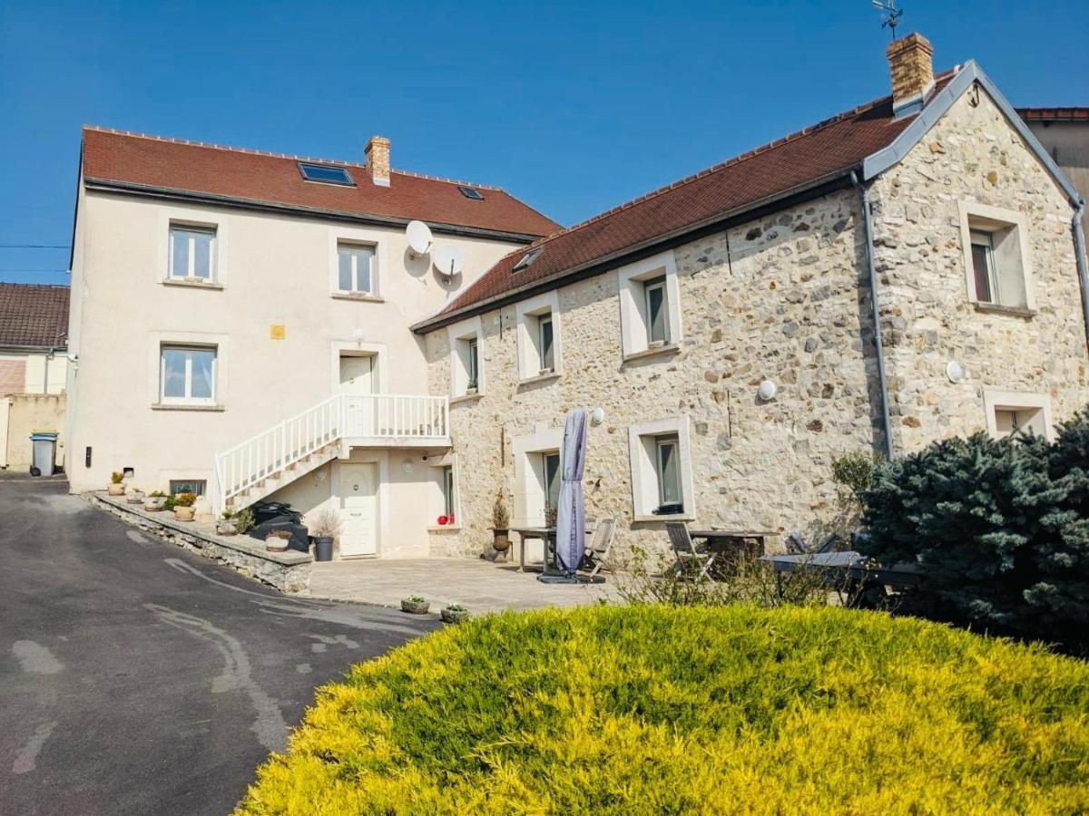 Maison entière et spacieuse Gîte Dovie