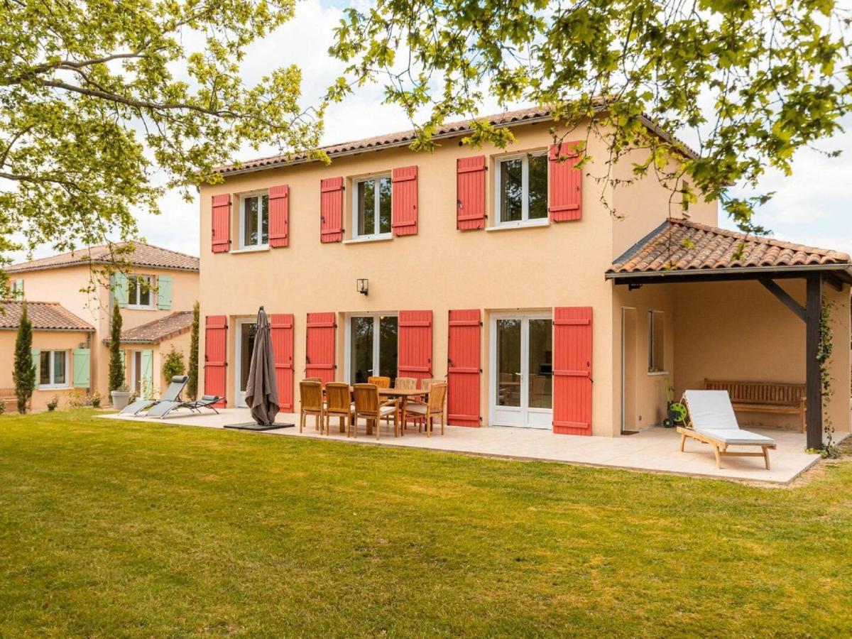 Modern villa with large garden