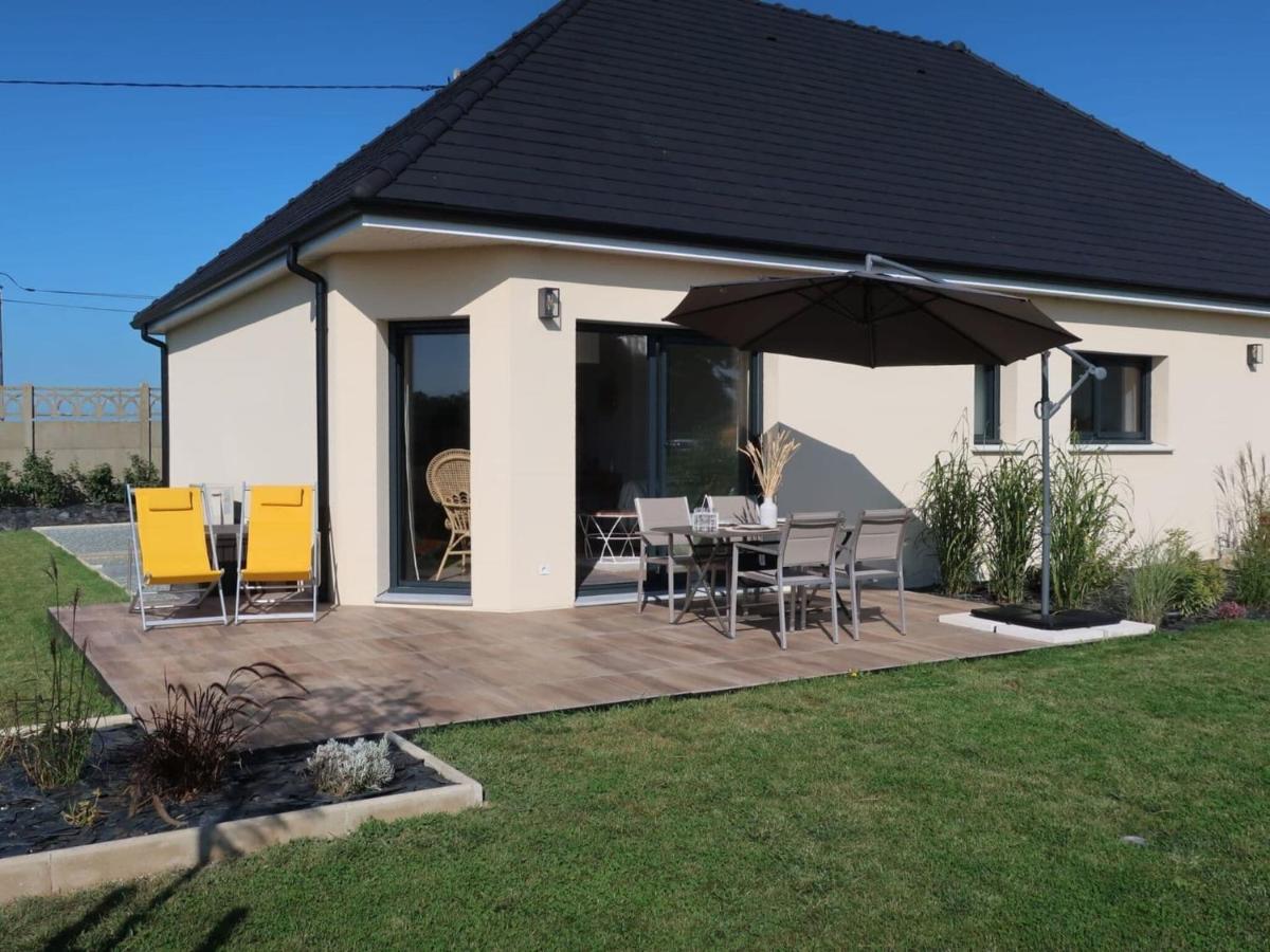 New house, between sea and countryside, Étretat