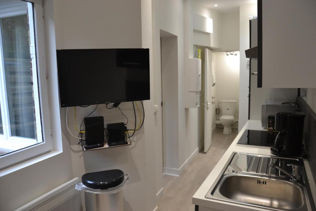 Petit T2 hypercentre avec terrasse privée - 006