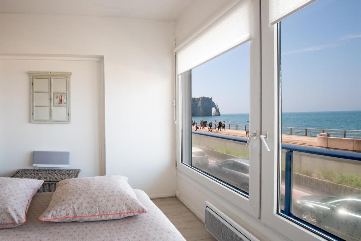 Sea View 2 room apartment 50M2