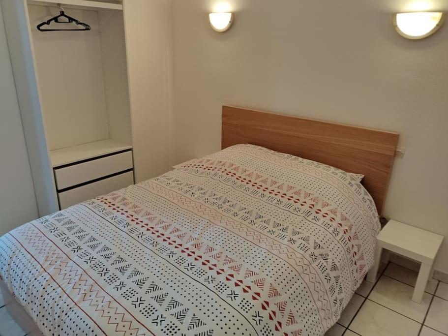 Spacieuse et confortable maison avec garage