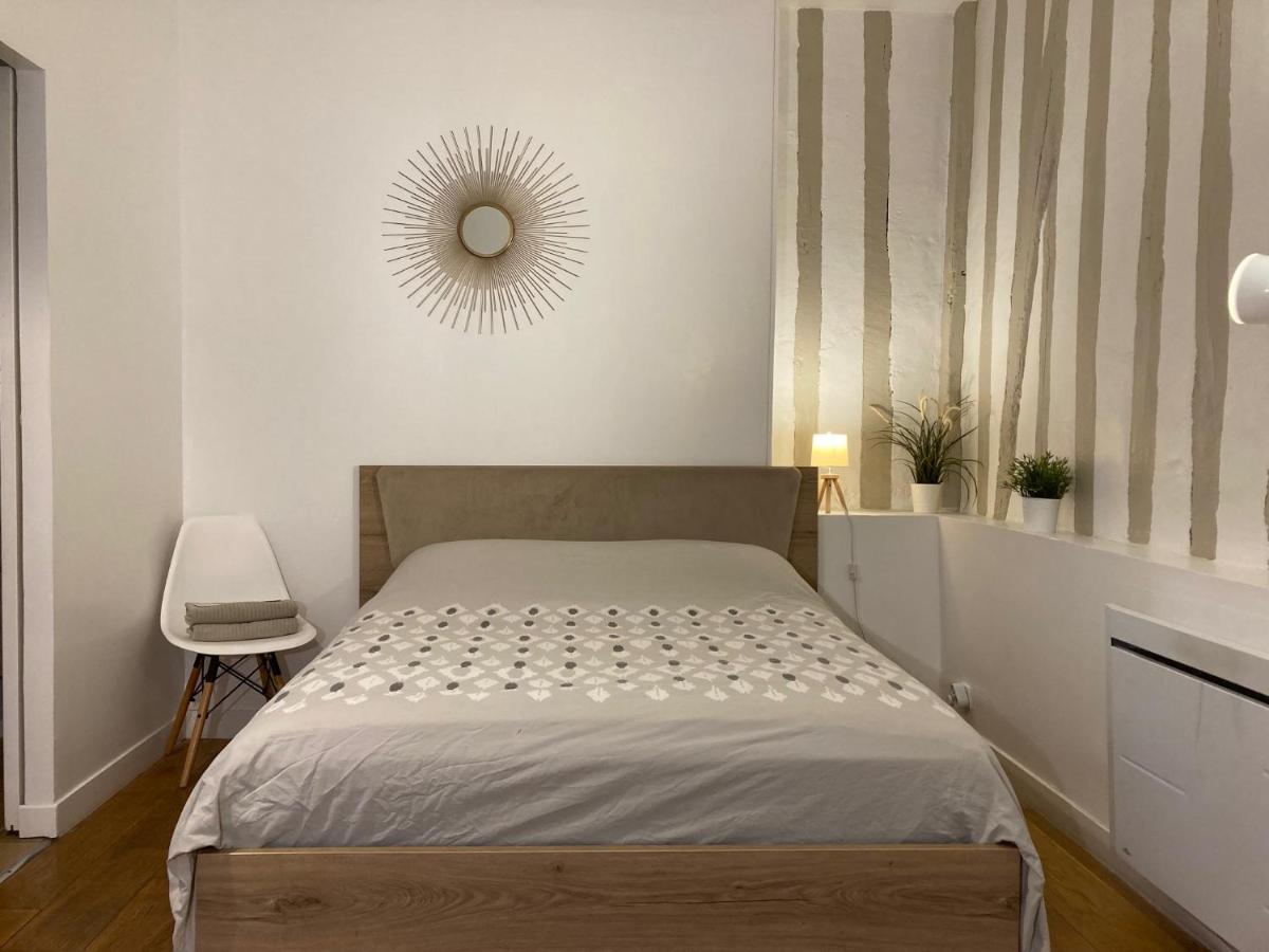 Studio N 2 cosy hypercentre, rue Saint Nicolas