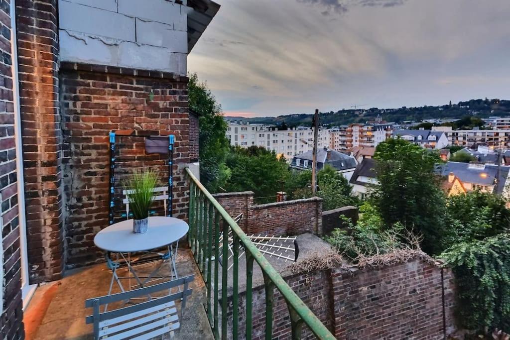 Superbe Studio 2 *Face Gare * Belle Vue Sur Balcon