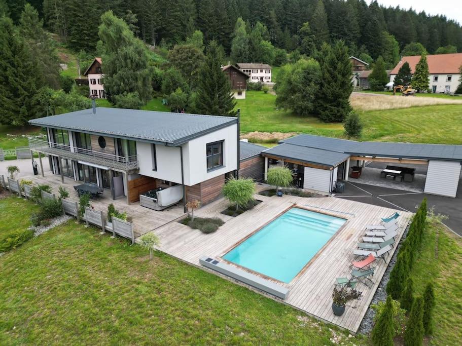 Villa 4 Saisons, avec piscine chauffée et jacuzzi