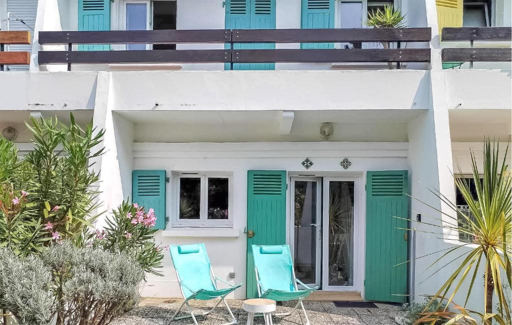 Lovely Apartment In Saint Jean De Monts
