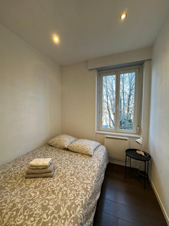 # Le 11 # Joli F2 rénové, centre