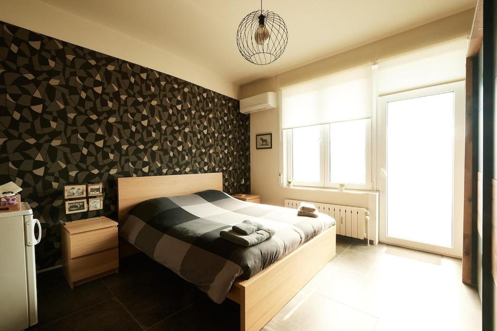 2 Chambres-balcon-salle de bain