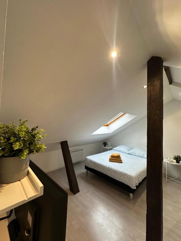 # Le 5 # Beau Studio rénové, tout équipé, au calme, Mulhouse centre