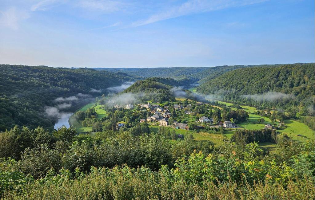 Beautiful Home In Frahan-Sur-Semois