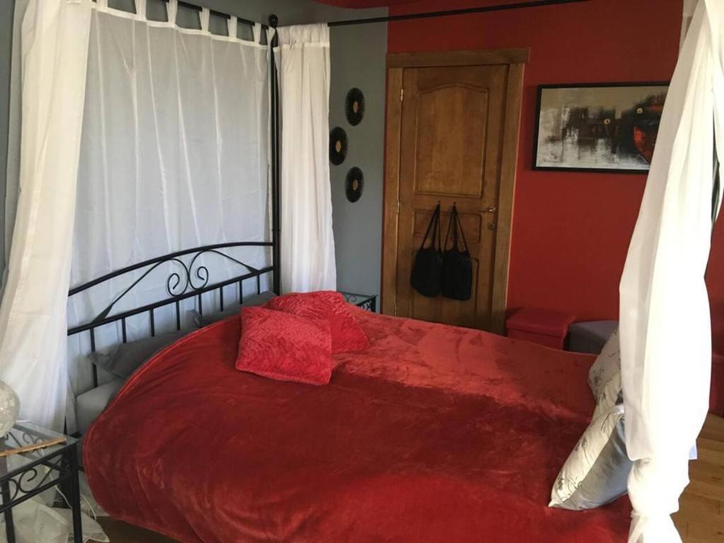 Gîte "L'échappée amoureuse et féérique"