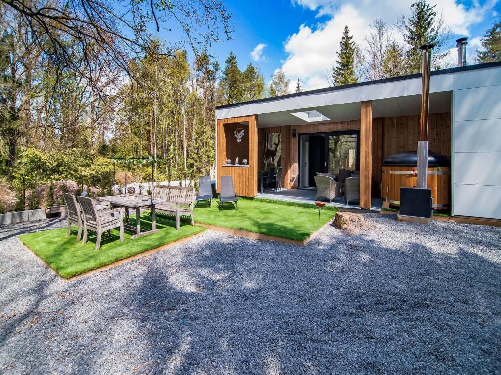 Modern Wellness Stay, Érezée