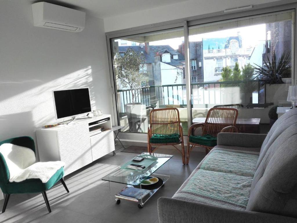 Appartement Les Sables-d'Olonne, 3 pièces, 4 personnes - FR-1-331-76