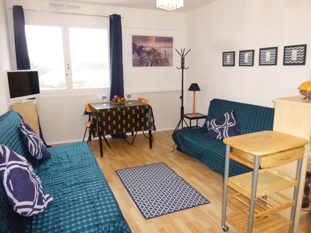Studio à 50m de la plage, 3 couchages, parking gratuit, animaux acceptés - FR-1-224C-73
